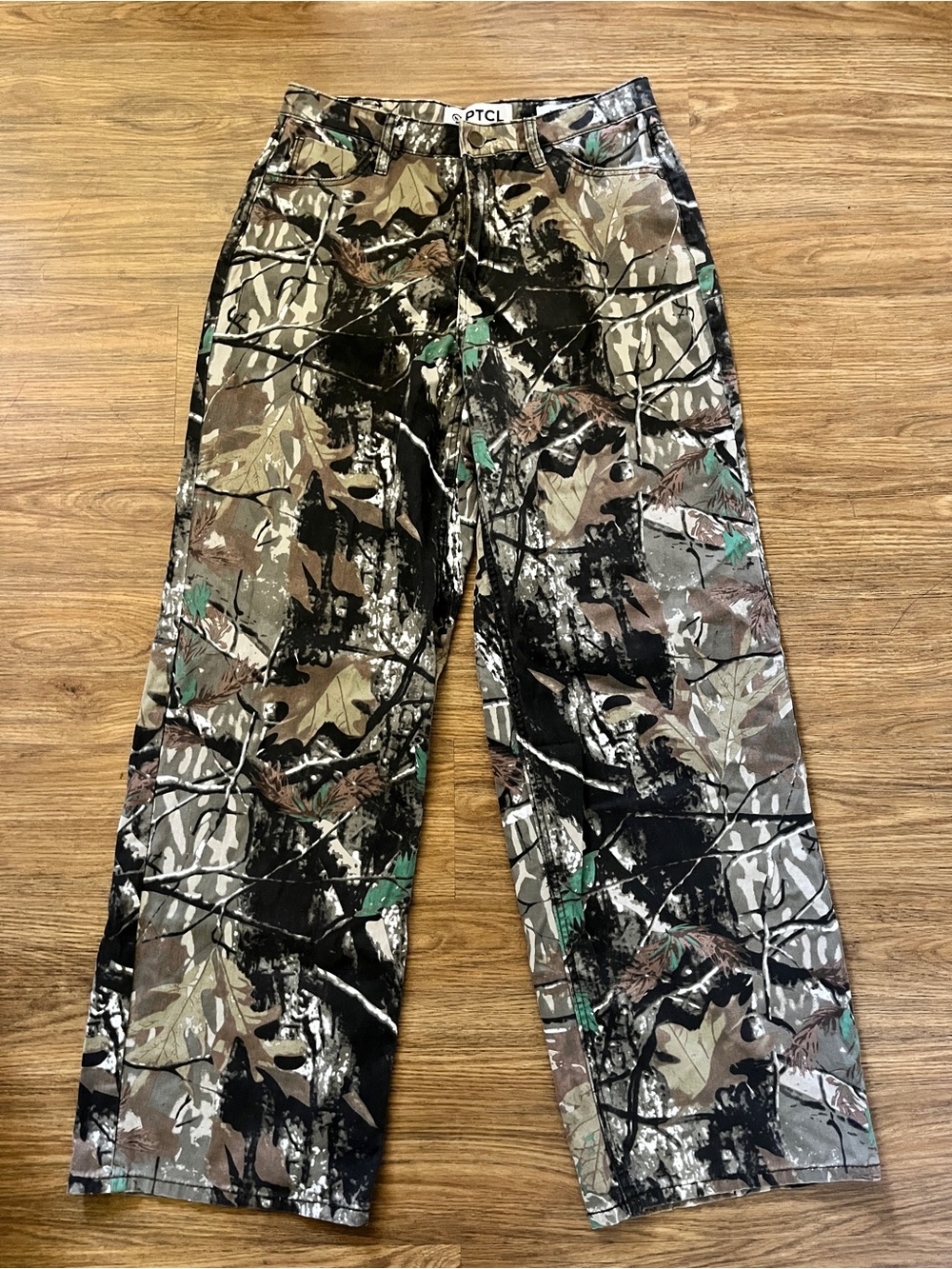 PTCL Women’s Realtree Camo Cargo Pants - Baggy Streetwear Y2K Gorpcore Trousers